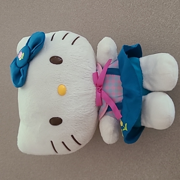 Hello Kitty Collection Tulips Sanrio 11" Plush - Picture 1 of 9